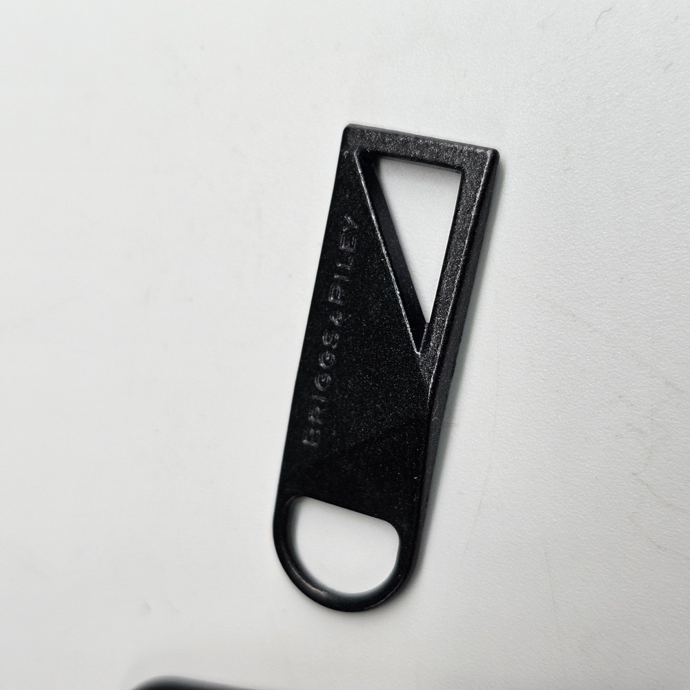 2 X Briggs & Riley Zipper Pulls Black 1-1/2 & 1-3/4" Replacement - Picture 2 of 6